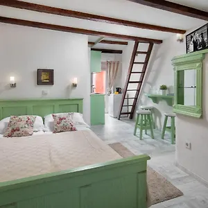 https://studios-verde-by-irundo.in-istria.net
